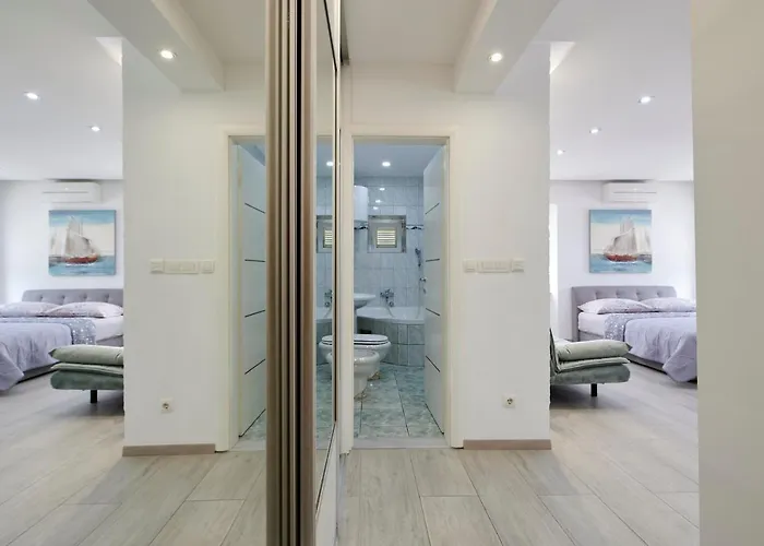 And Misic アパート